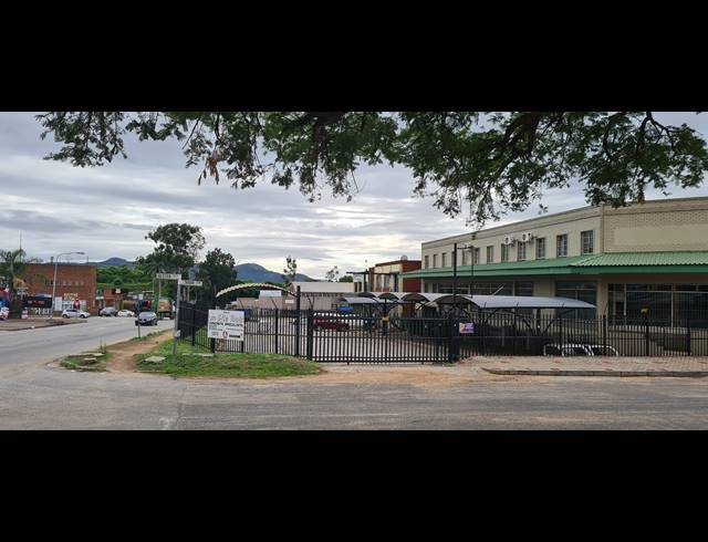 1,300M² WAREHOUSE FOR SALE IN NELSPRUIT INDUSTRIAL